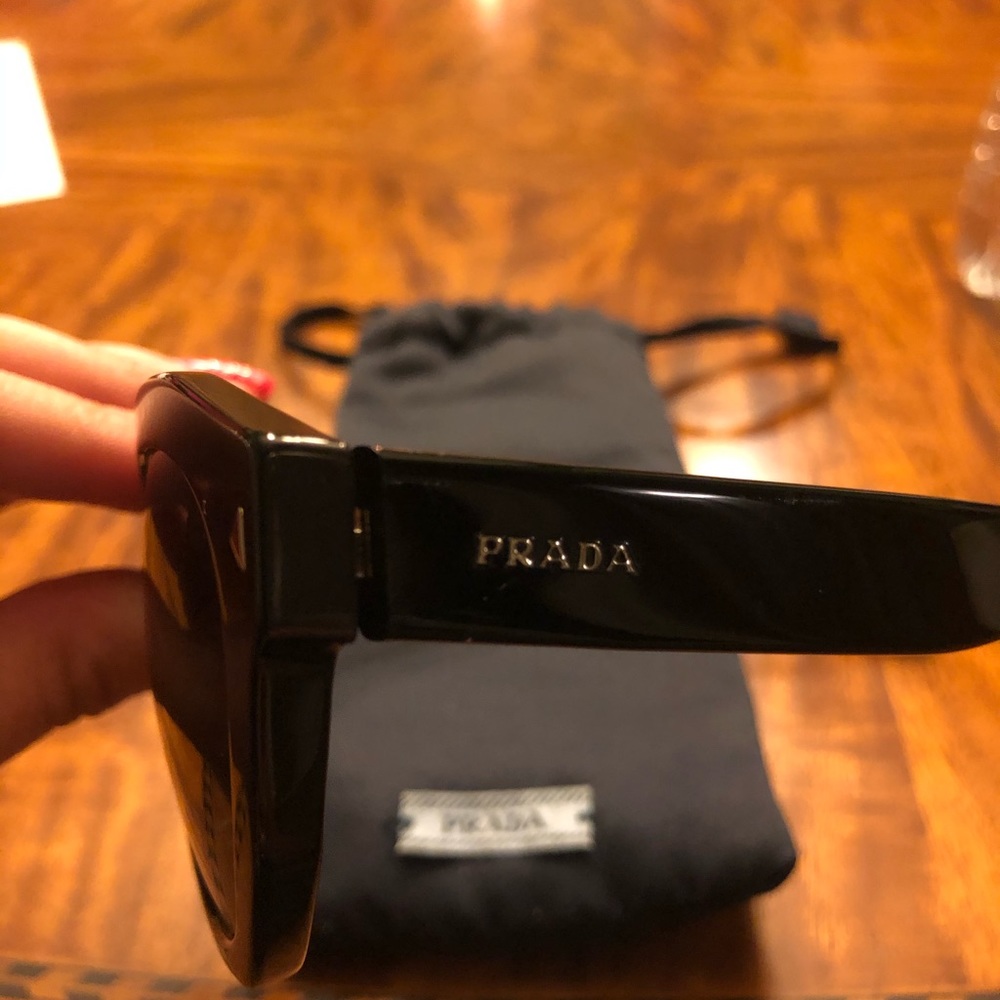 Trendy Prada sunglasses! - Picture 2 of 2
